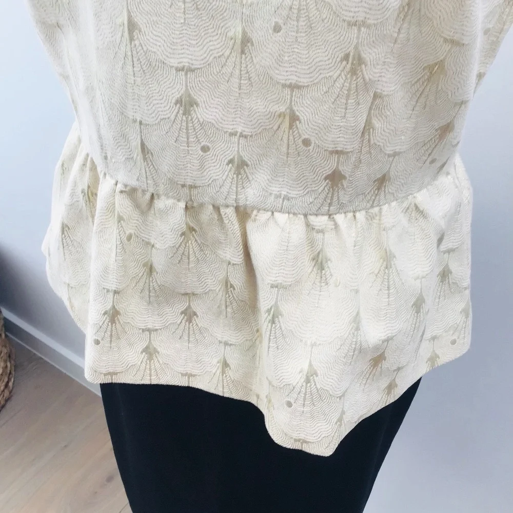 H&M size 12-14 sleeveless gold brocade top with gathered waist - Picture 6 of 7